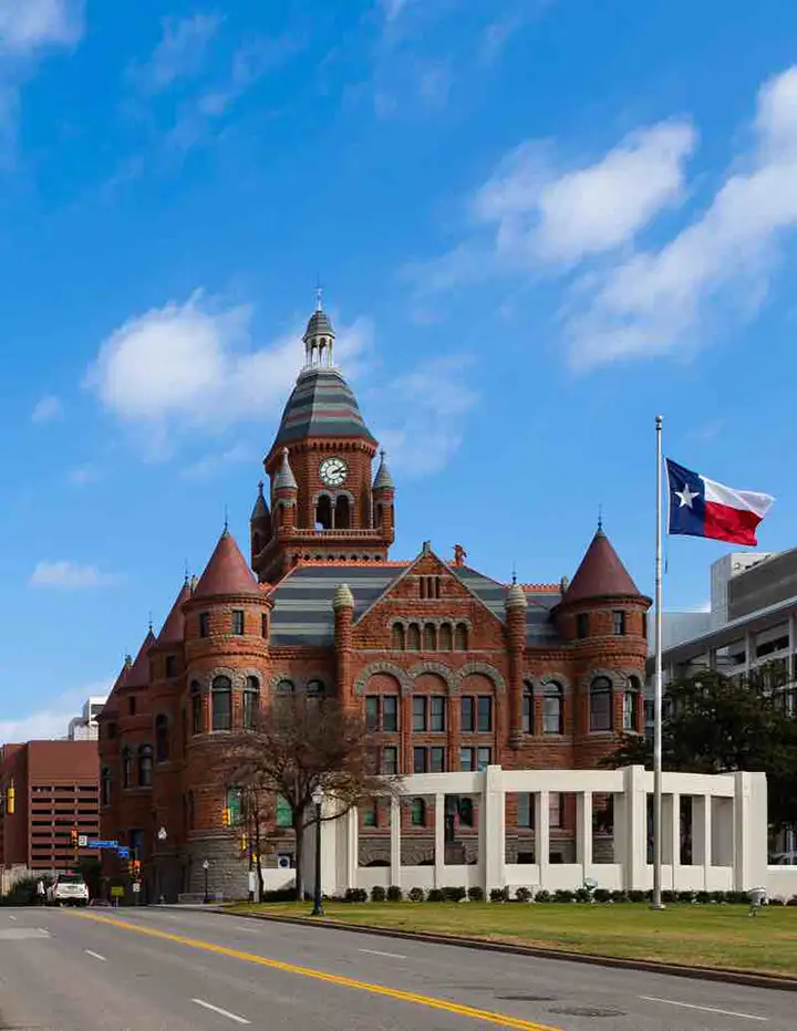 Dallas Westend - Old Courthouse